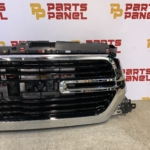 2019 – 2020 RAM 1500 FRONT NEW OEM CHROME GRILLE 