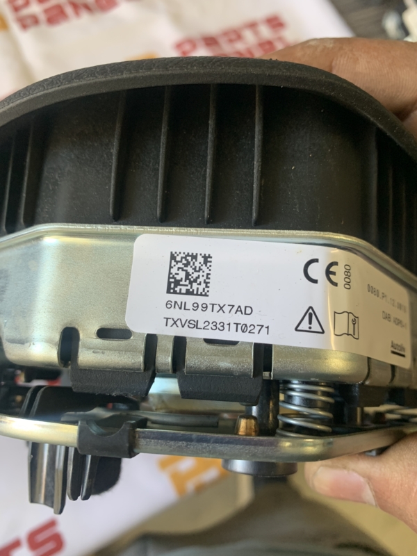 2021 – 2025 RAM 2500 / 3500 LEFT SIDE WHEEL AIRBAG 6NL99TX7AD,6NL99TX7AC