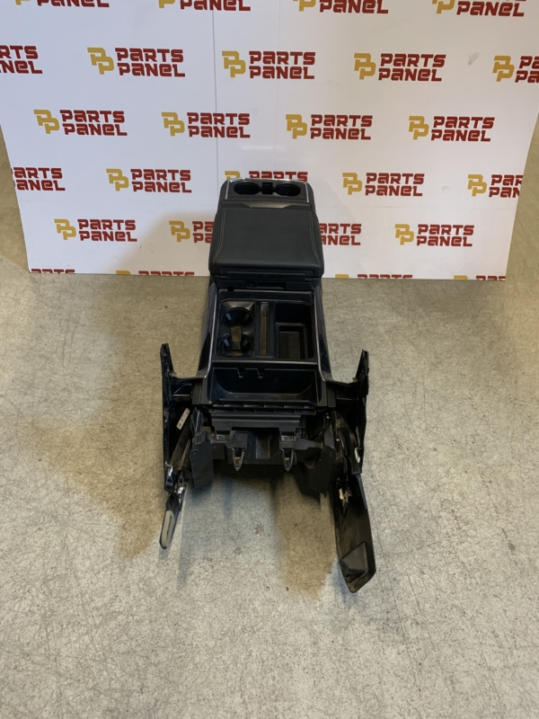 2021 - 2024 FORD F150 CENTER CONSOLE WITH WORK SURFACE WITH REAR CHARGING PORT