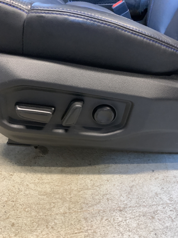 DRIVER SIDE FRONT (5)