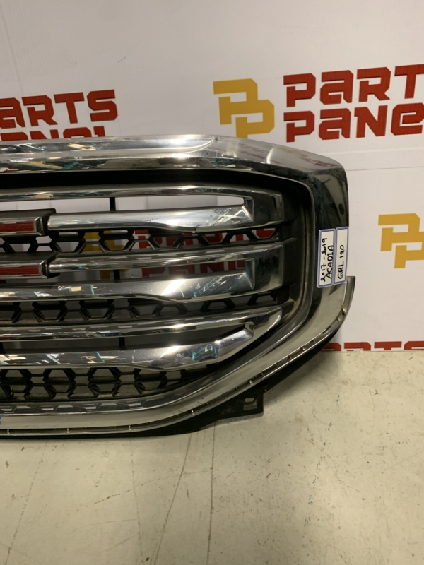 2017 – 2019 GMC ACADIA FRONT CHROME GRILLE 84378393