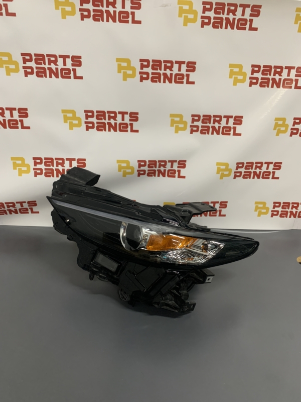2019 - 2022 MAZDA 3 DRIVER SIDE WITH LED LAMP WITHOUT ADAPTIVE HEADLIGHT BCJH-51040