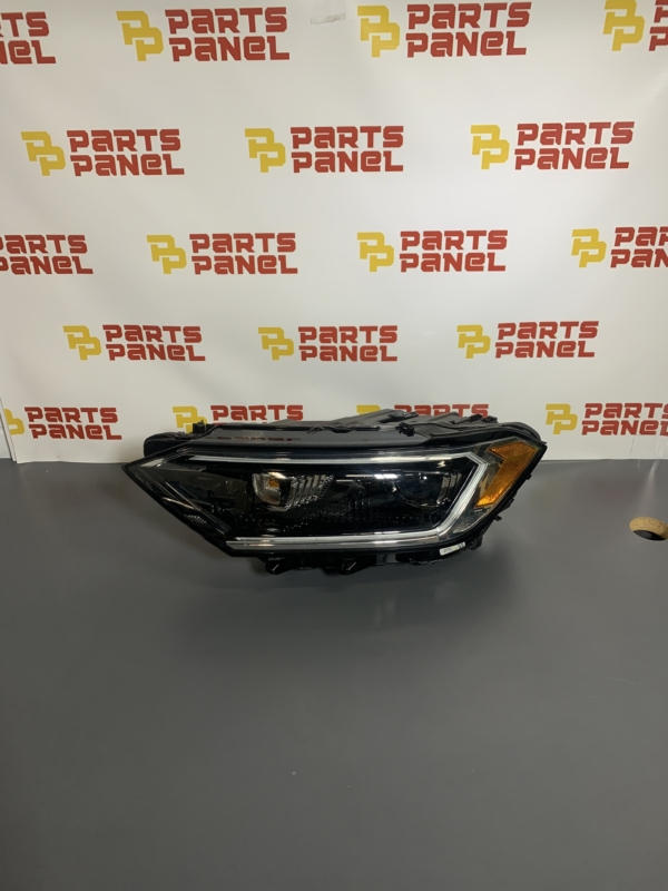 2019 - 2024 VOLKSWAGEN JETTA / JETTA GLI DRIVER SIDE LED HEADLIGHT WITH PROJECTOR LENS ASSEMBLY 17A.941.035.F