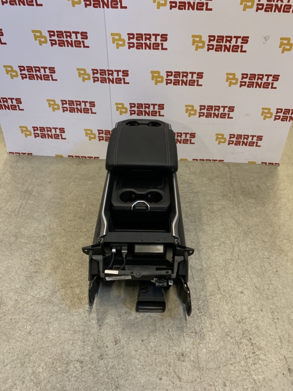 2019 - 2024 RAM 1500 CENTER CONSOLE  WITH REAR CHARGING PORT