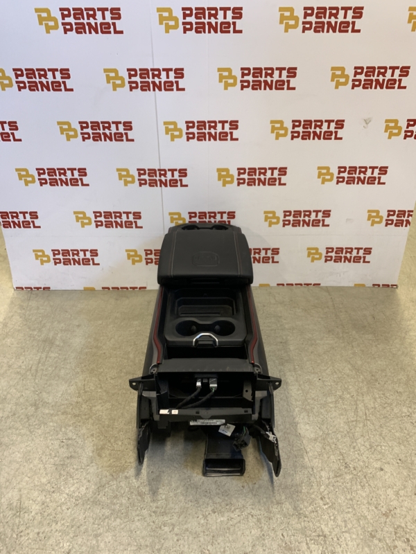 2019 - 2024 NEW STYLE 5TH GENERATION RAM 1500 REBEL CENTER CONSOLE OEM