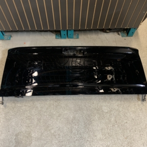 2019 - 2025 CHEVY SILVERADO 2500 / 3500 BLACK OEM TAILGATE / LIFTGATE WITH AUTO ASSISTÂ