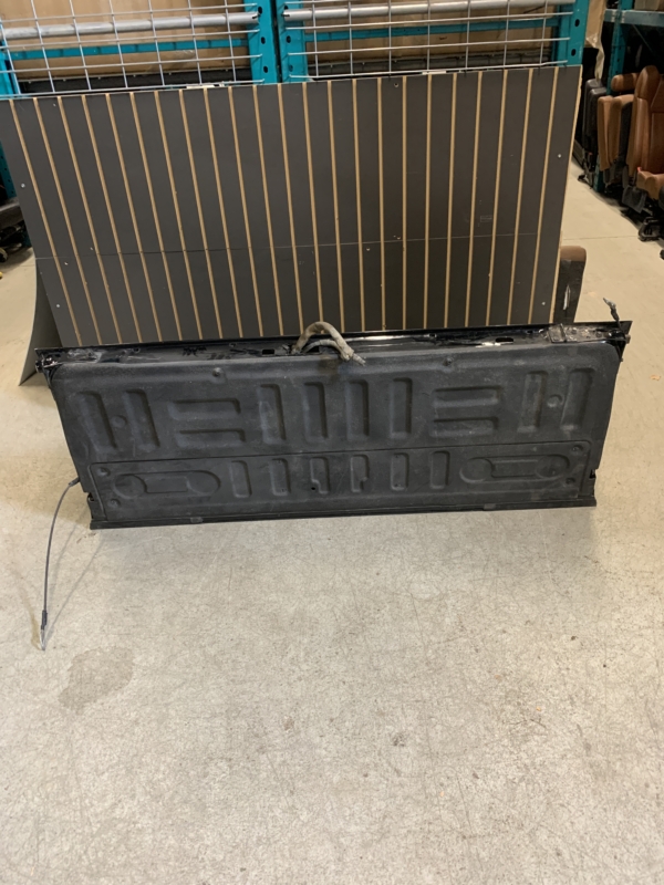 2015 – 2020 FORD F150 BLACK TAILGATE / LIFTGATE OEM 