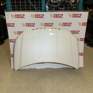 2011 - 2019 FORD EXPLORER WHITE OEM HOOD WITH EXPLORER LETTERS