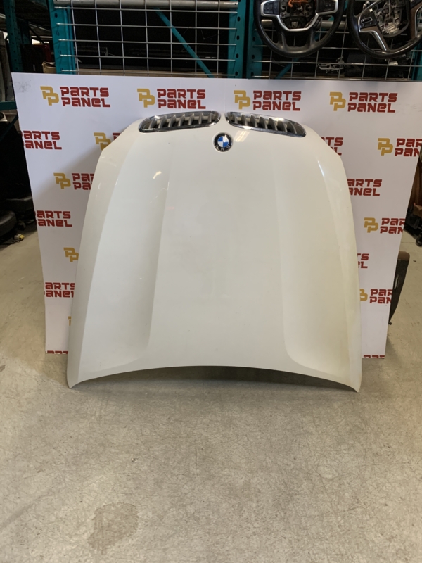 2007 - 2013 BMW X5 WHITE COLOR OEM HOOD