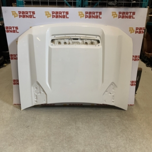 2020 - 2025 CHEVY SILVERADO 2500 3500 WHITE OEM HOOD WITH VENT