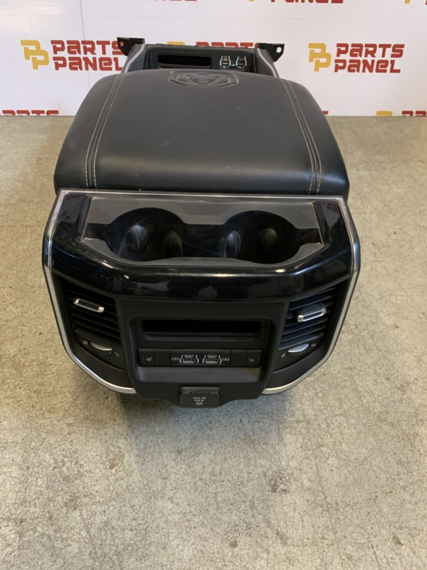 2019 – 2024 NEW STYLE RAM 2500 3500 FLOOR CENTER CONSOLE OEM2019 – 2024 NEW STYLE RAM 2500 3500 FLOOR CENTER CONSOLE OEM