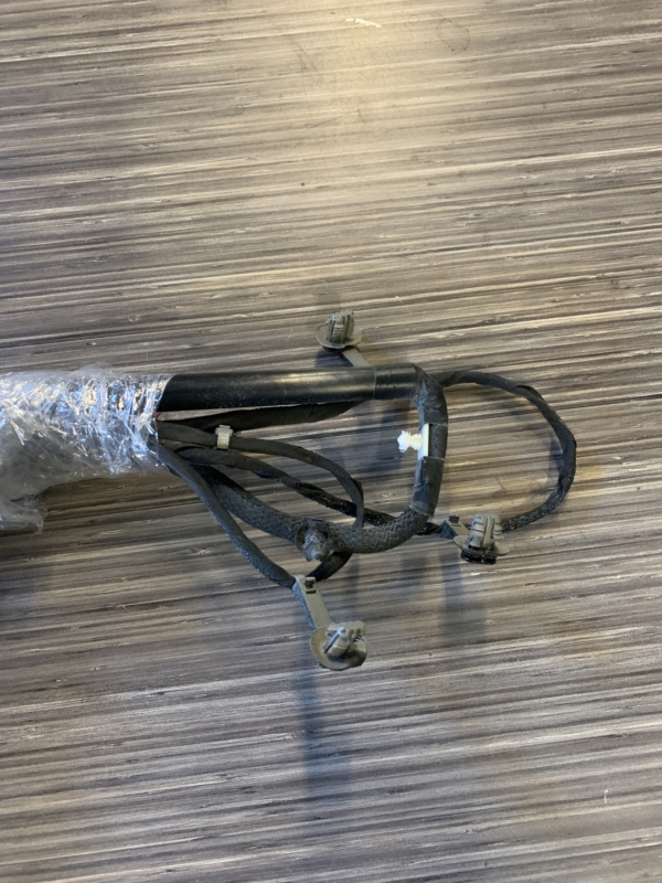 2019 – 2023 MOPAR RAM 1500 NEW STYLE TAILGATE WIRING HARNESS WITH CAMERA PLUG OEM 68311435AD