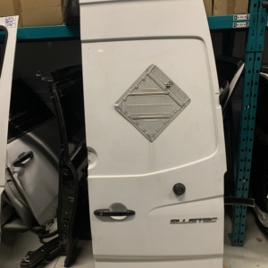 2010 - 2018 MERCEDES SPRINTER 2500 / 3500 PASSENGER SIDE RIGHT BACK DOOR WHITE