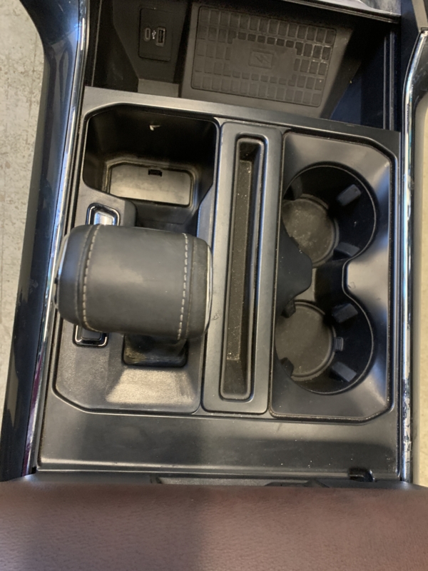 2021 – 2024 FORD F150 FRONT CENTER FLOOR CONSOLE WITH WIRELESS CHARGING