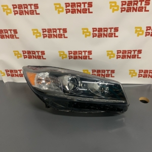 2019 - 2020 KIA SORENTO PASSENGER RH SIDE LED ACCENT HEADLIGHT 92102-C6 OEM USED
