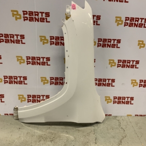 2011 - 2020 JEEP GRAND CHEROKEE DRIVER LH SIDE FENDER WHITE OEM USED 