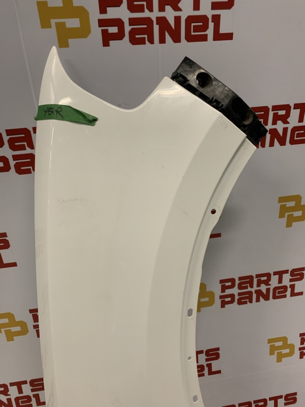 2011 – 2022 DODGE DURANGO PASSENGER RH SIDE FENDER WHITE OEM USED 2011 – 2022 DODGE DURANGO PASSENGER RH SIDE FENDER WHITE OEM USED